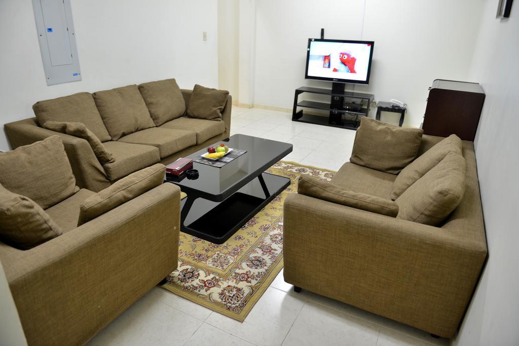 Four Seasons Hotel Apartments Jubail Room photo